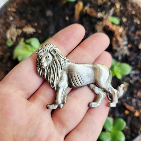 Vintage Silver Lion Lapel Brooch Pin - Picture 5 of 6